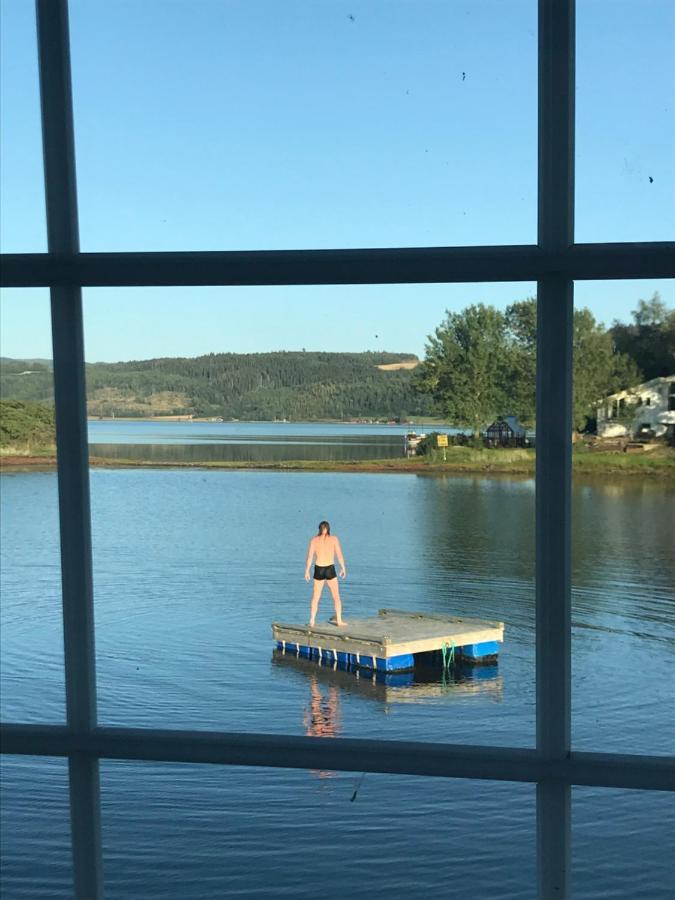 Saga, Badehotell Med Sauna Og Badebrygge - Inderoy Straumen  Bagian luar foto